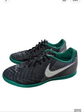 Nike Youth Magistax Onda Black Indoor Soccer Shoes Size 6Y